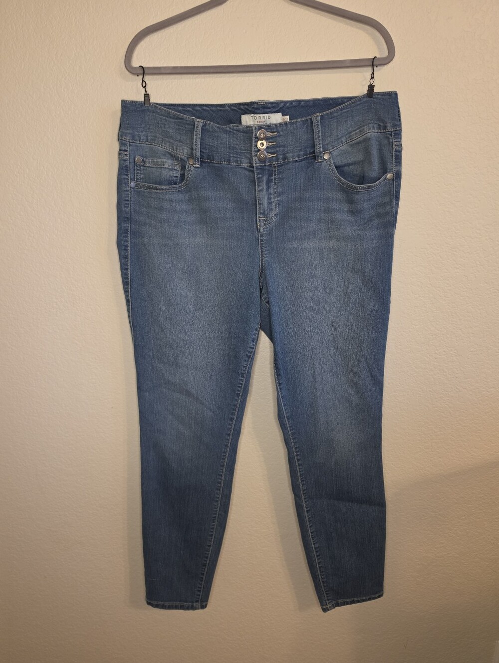 Torrid Medium Blue High-Rise Jegging Jeans